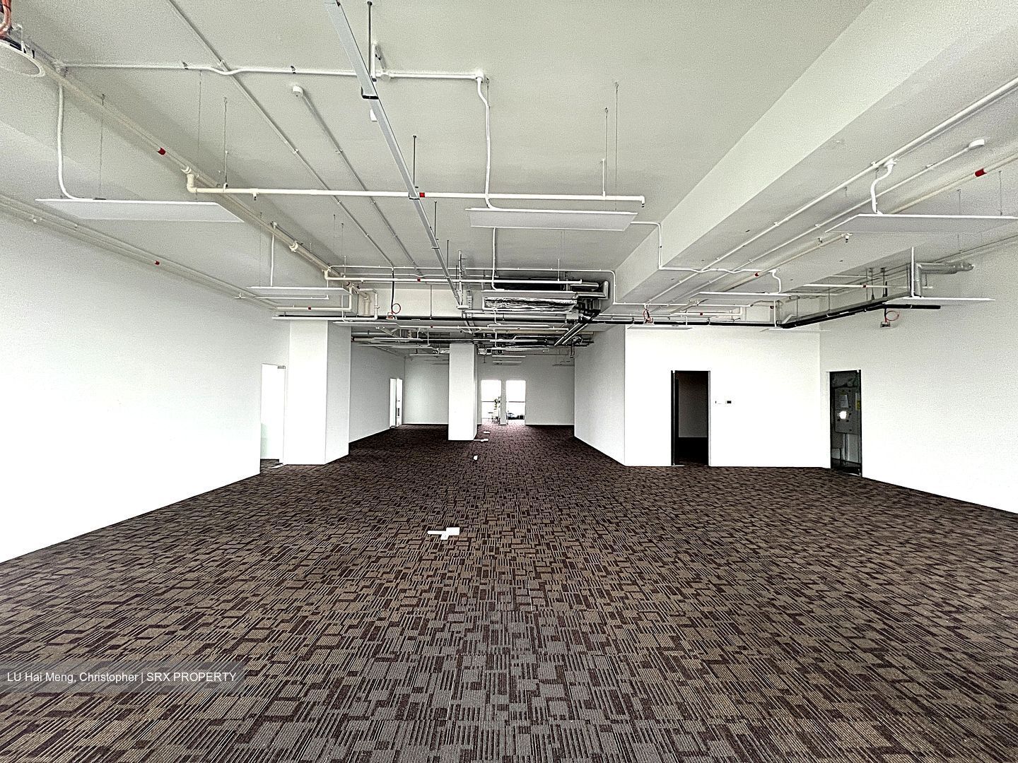 Woods Square (D25), Office #447766321